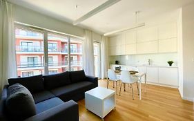 Elegant Apart-800M Main Square-Parking And Lift
